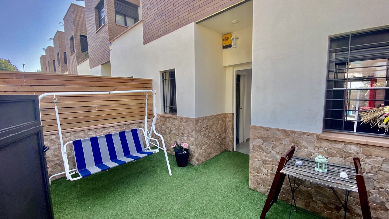 Photo of Patio Balcony in Vilanova I la Geltru