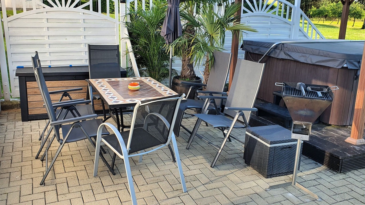 Photo of Outdoor in Neppermin