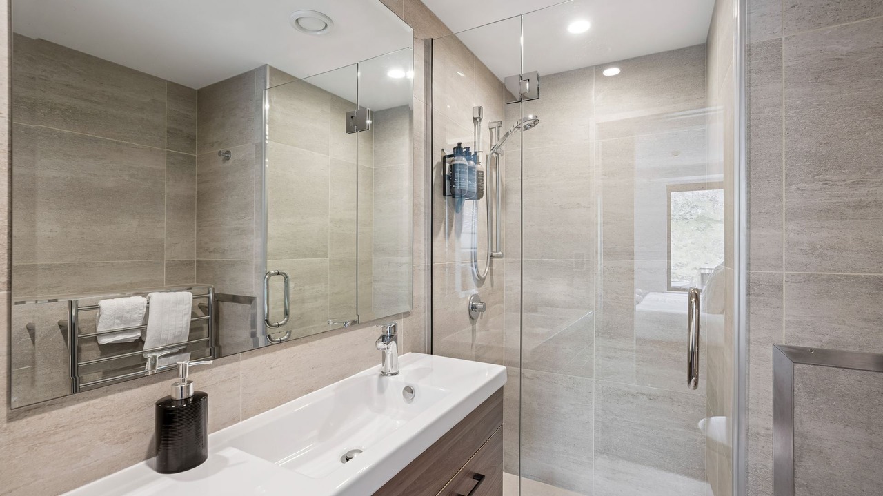 Photo of Bathroom in Arthur's Point
