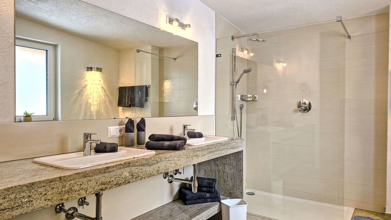 Photo of Bathroom in Pfunds