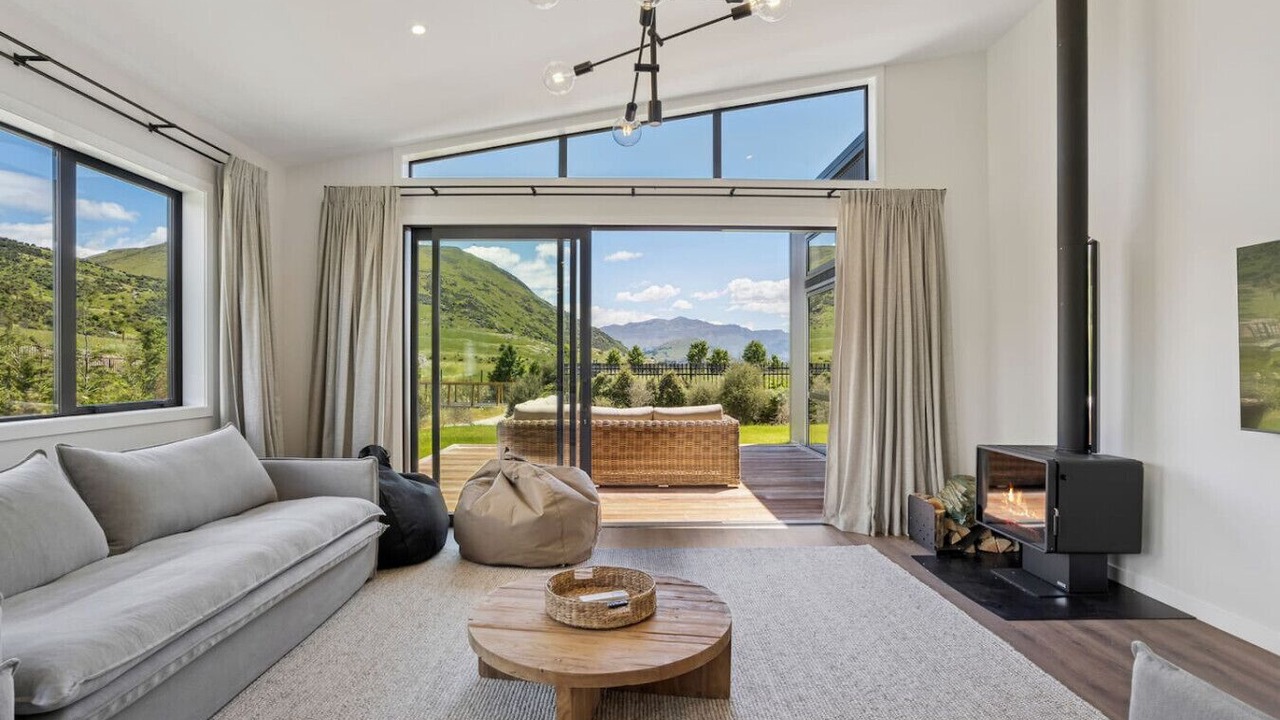 Photo of Livingroom in Kawarau Falls