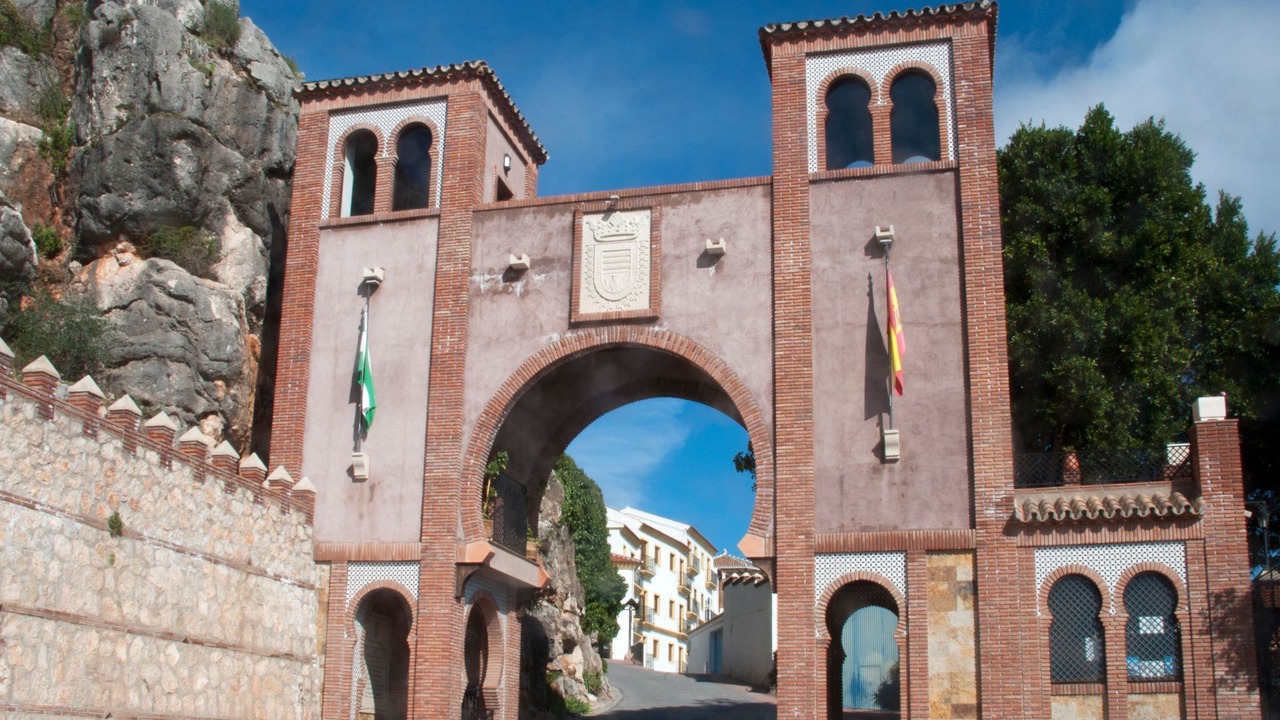 Photo of Others in Comares