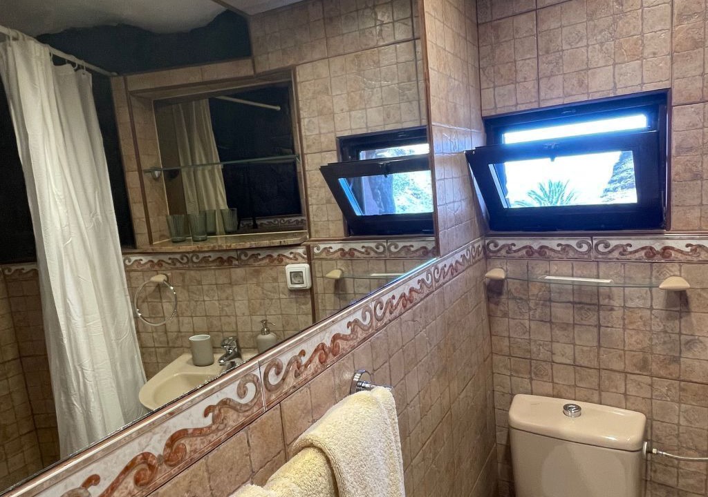 Photo of Bathroom in Macher