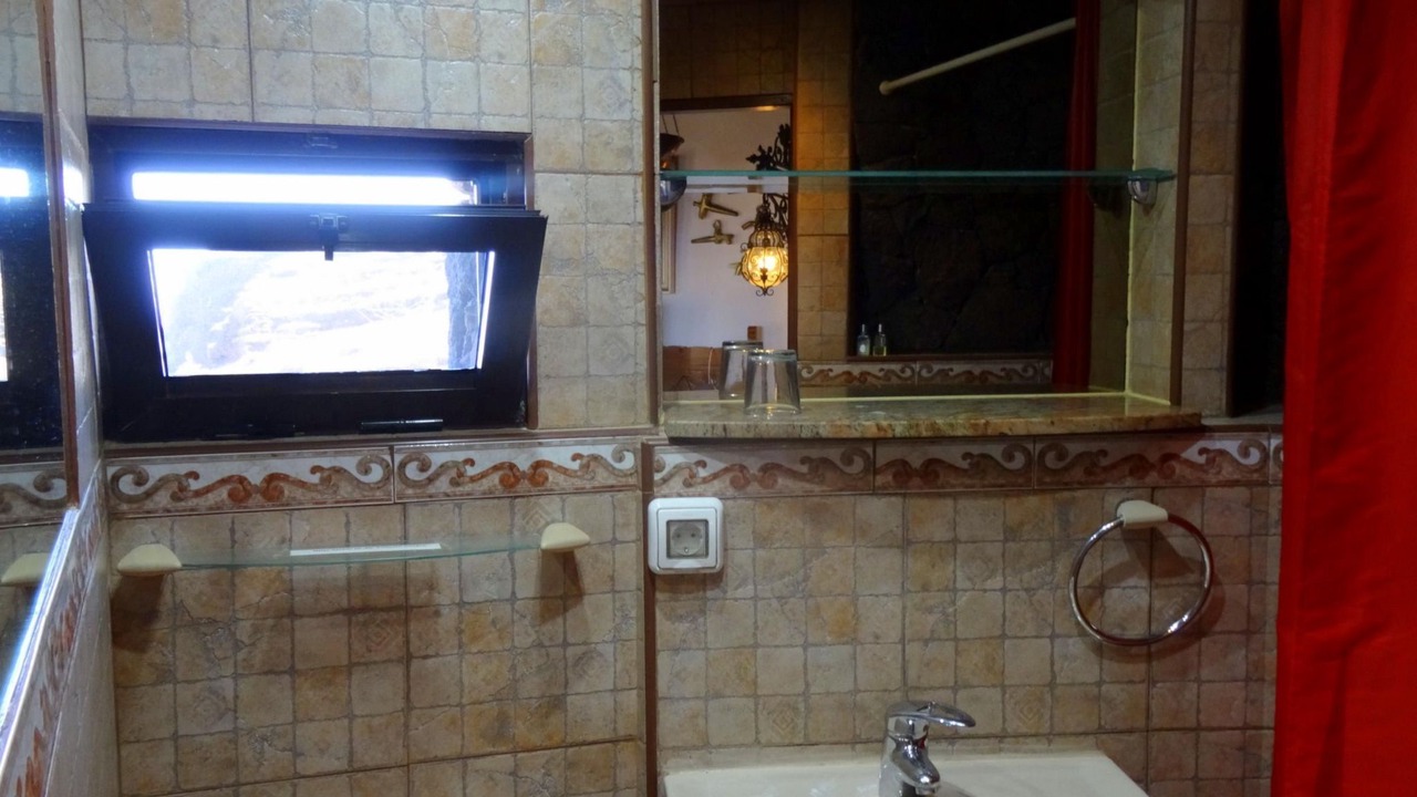 Photo of Bathroom in Macher