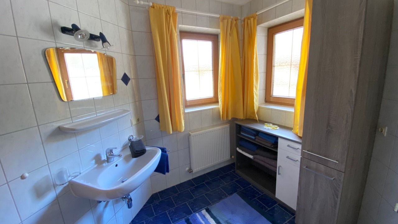 Photo of Bathroom in Stumm