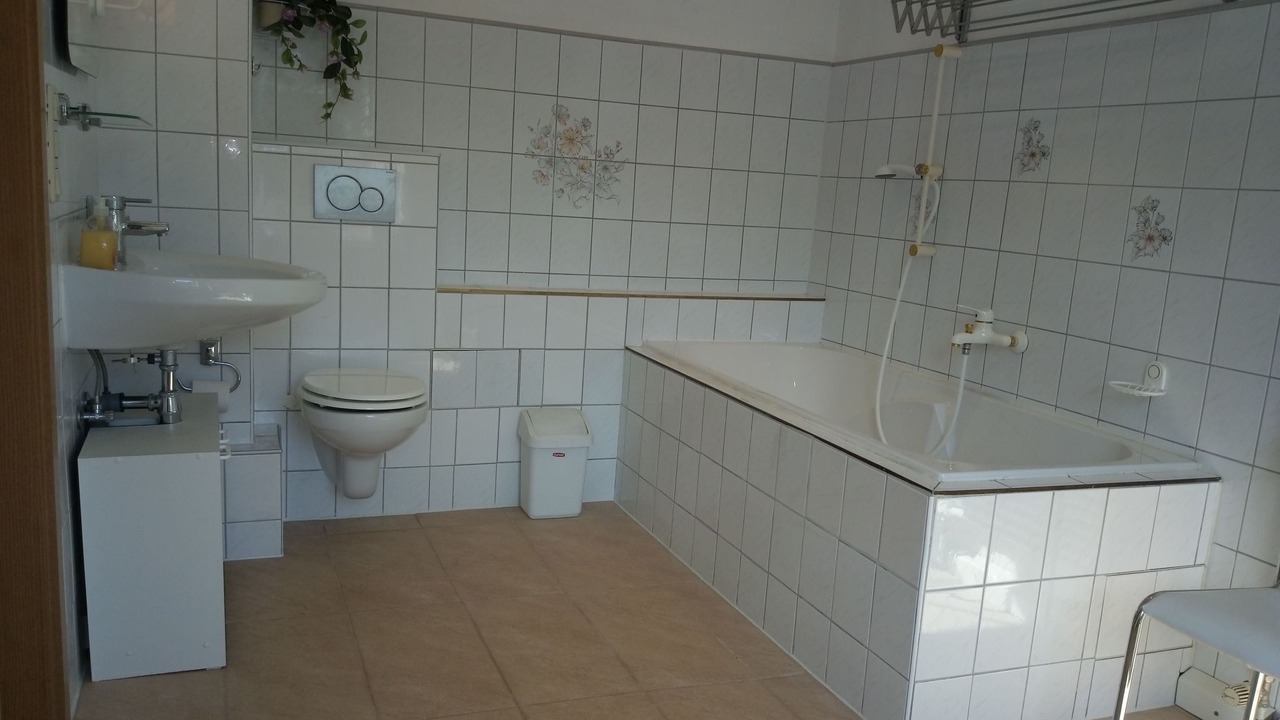 Photo of Bathroom in Hanichen