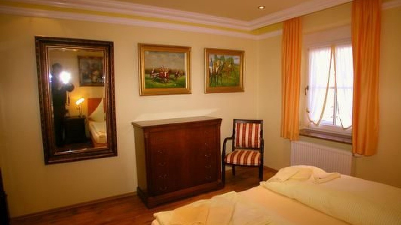 Photo of Bedroom in Gross Zicker