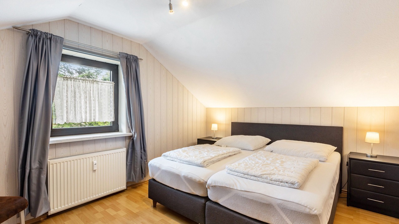 Photo of Bedroom in Moehnesee