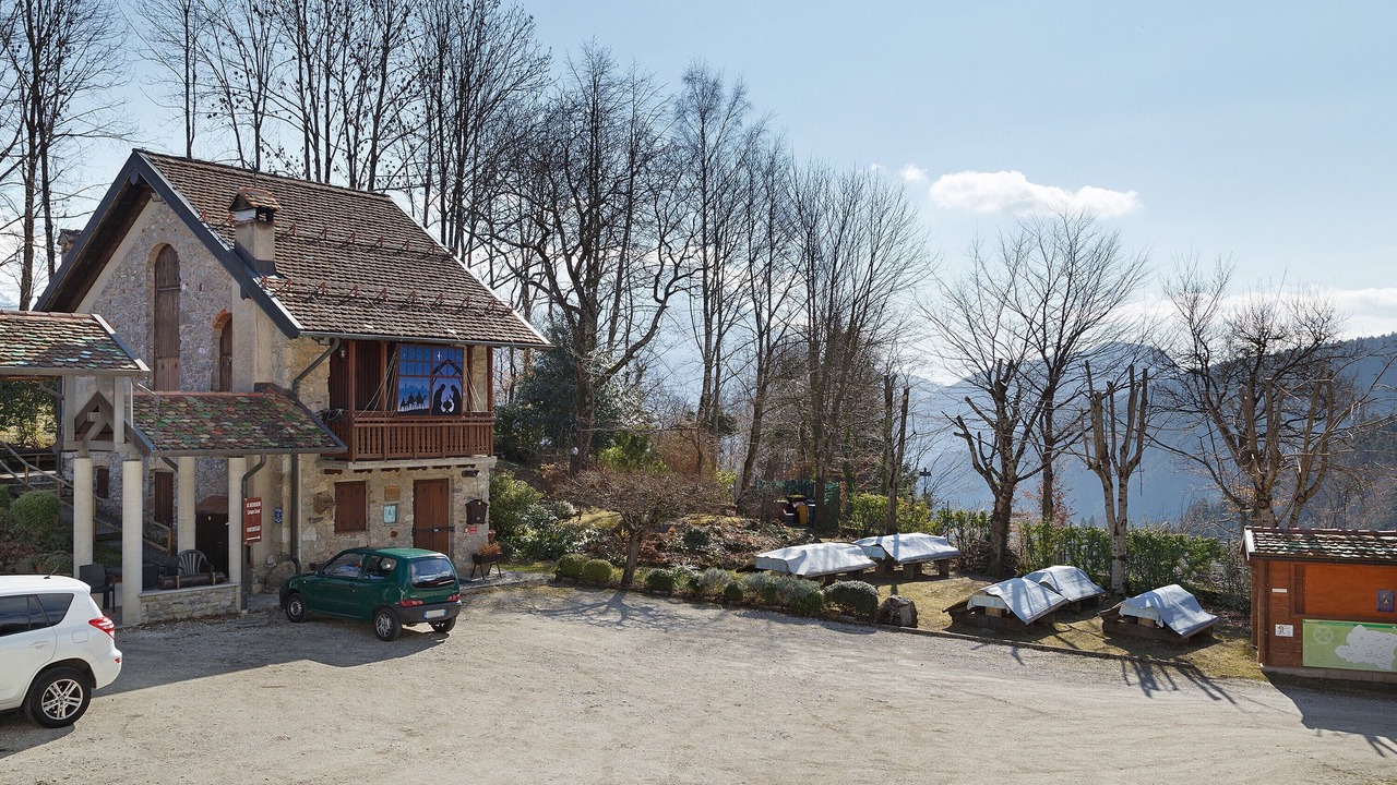 Photo of Outdoor in Fielis