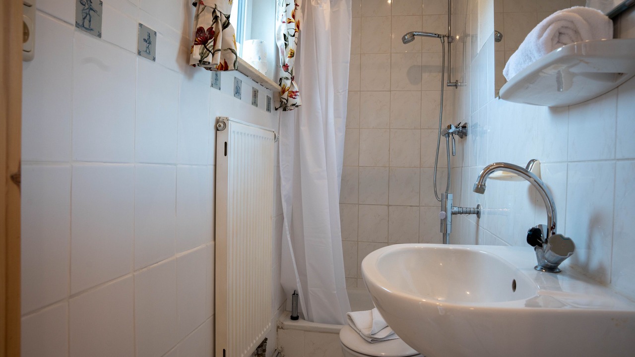 Photo of Bathroom in Neeberg