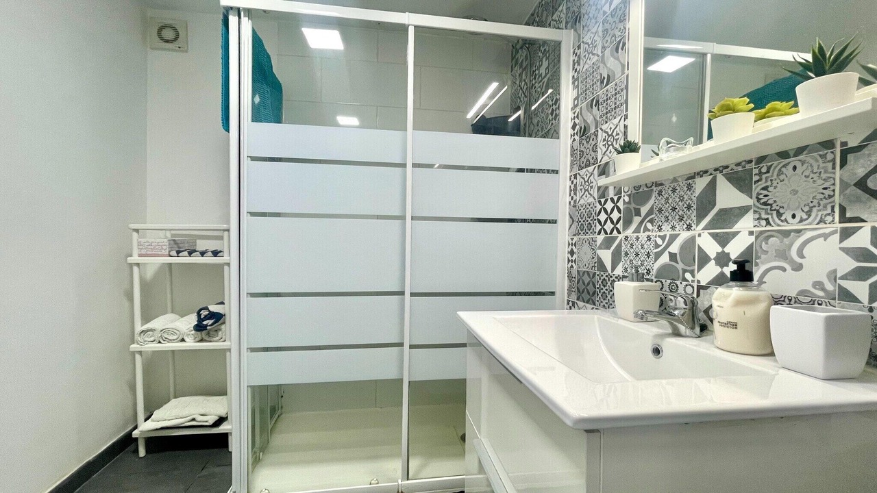 Photo of Bathroom in Torremolinos City Centre