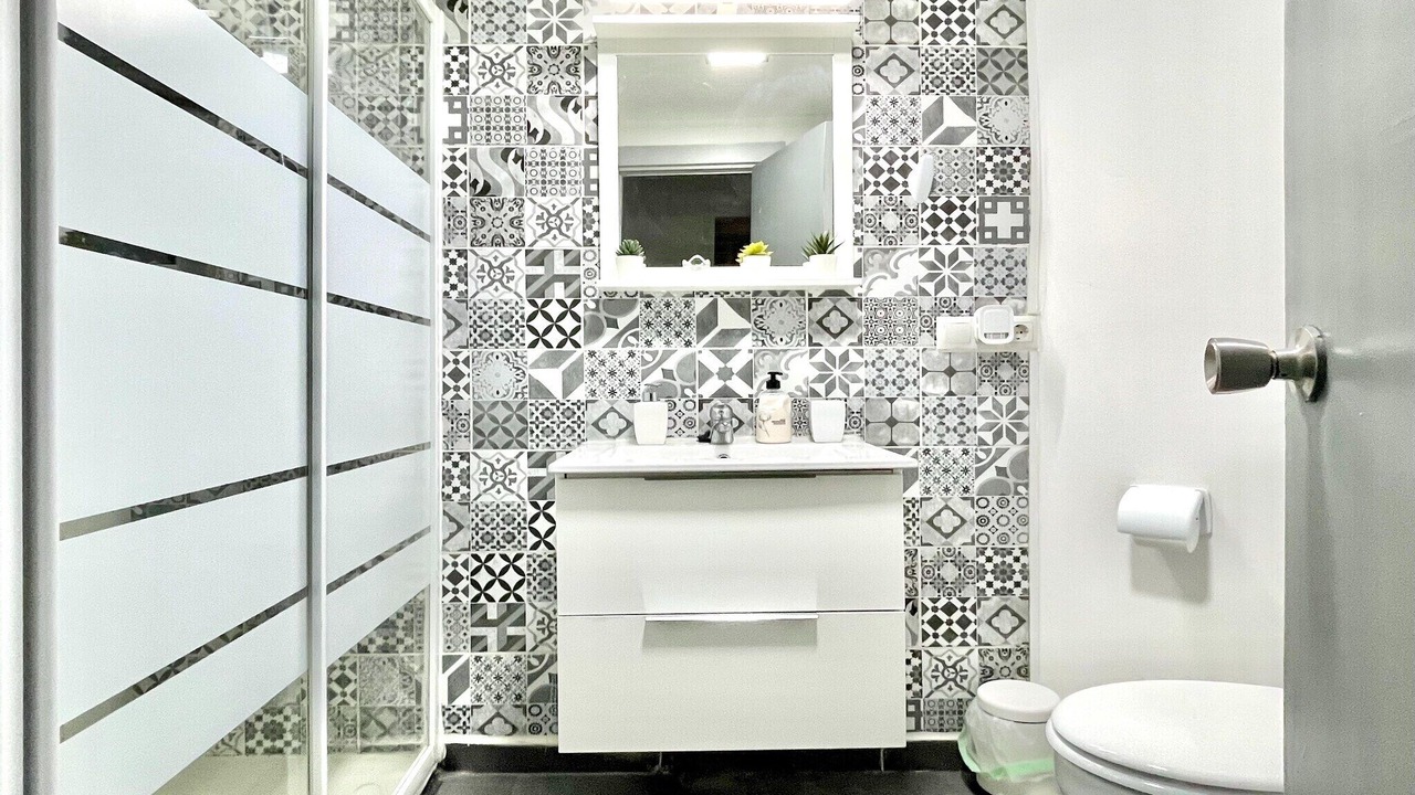 Photo of Bathroom in Torremolinos City Centre
