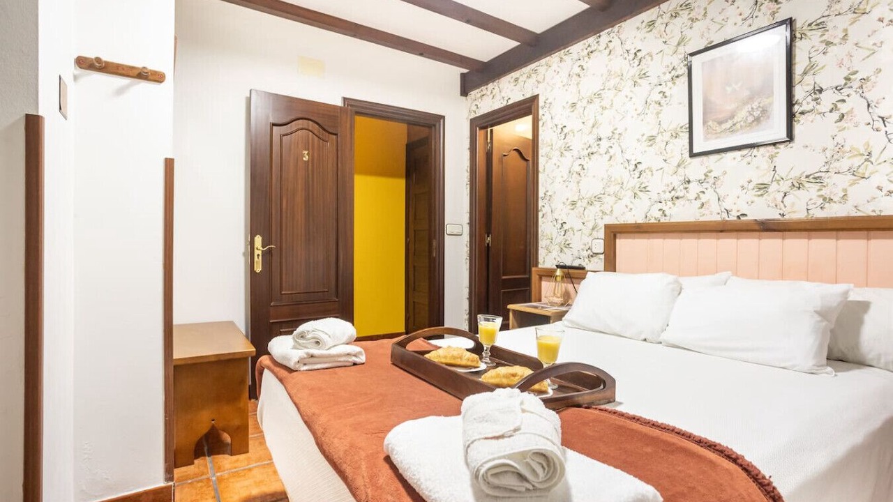 Photo of Bedroom in Sales