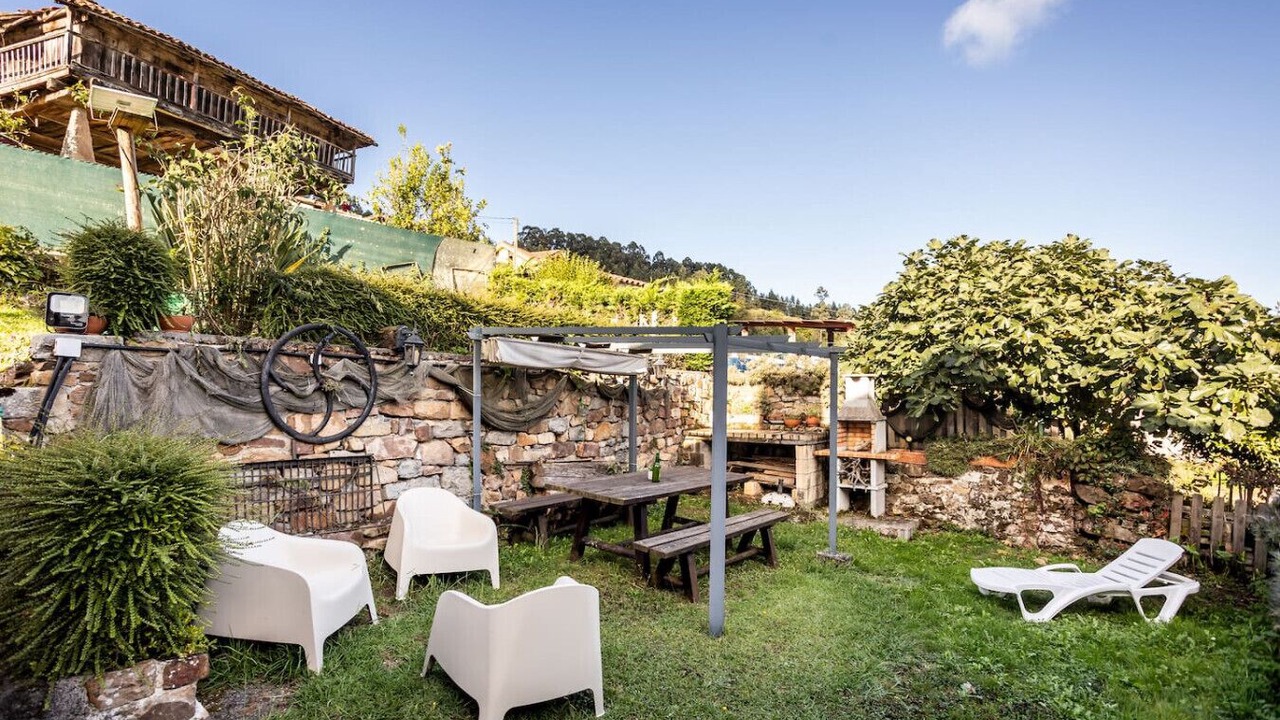 Photo of Outdoor in Sales