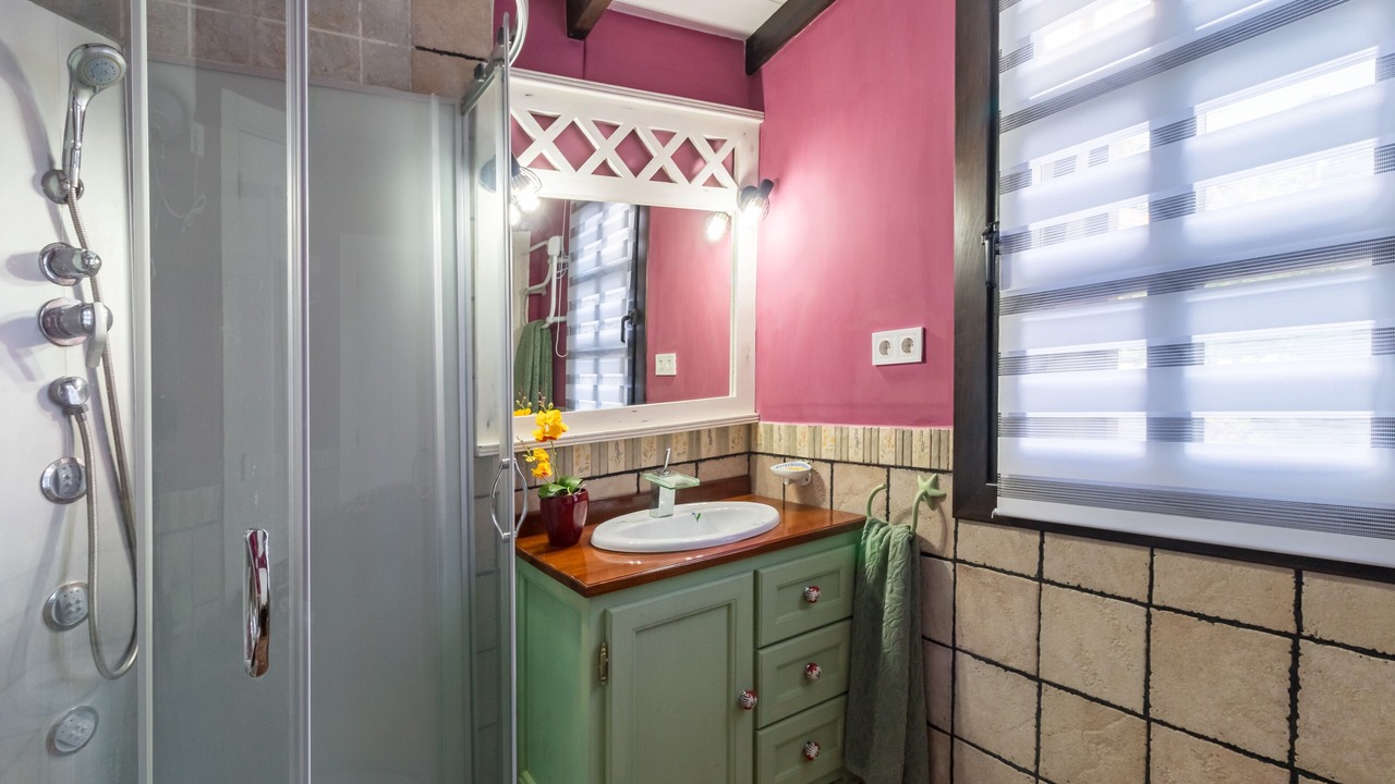 Photo of Bathroom in Villaescusa
