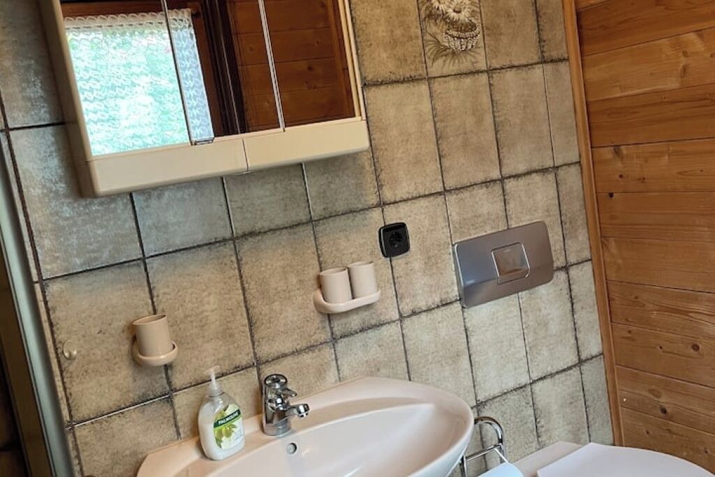 Photo of Bathroom in Schofweg