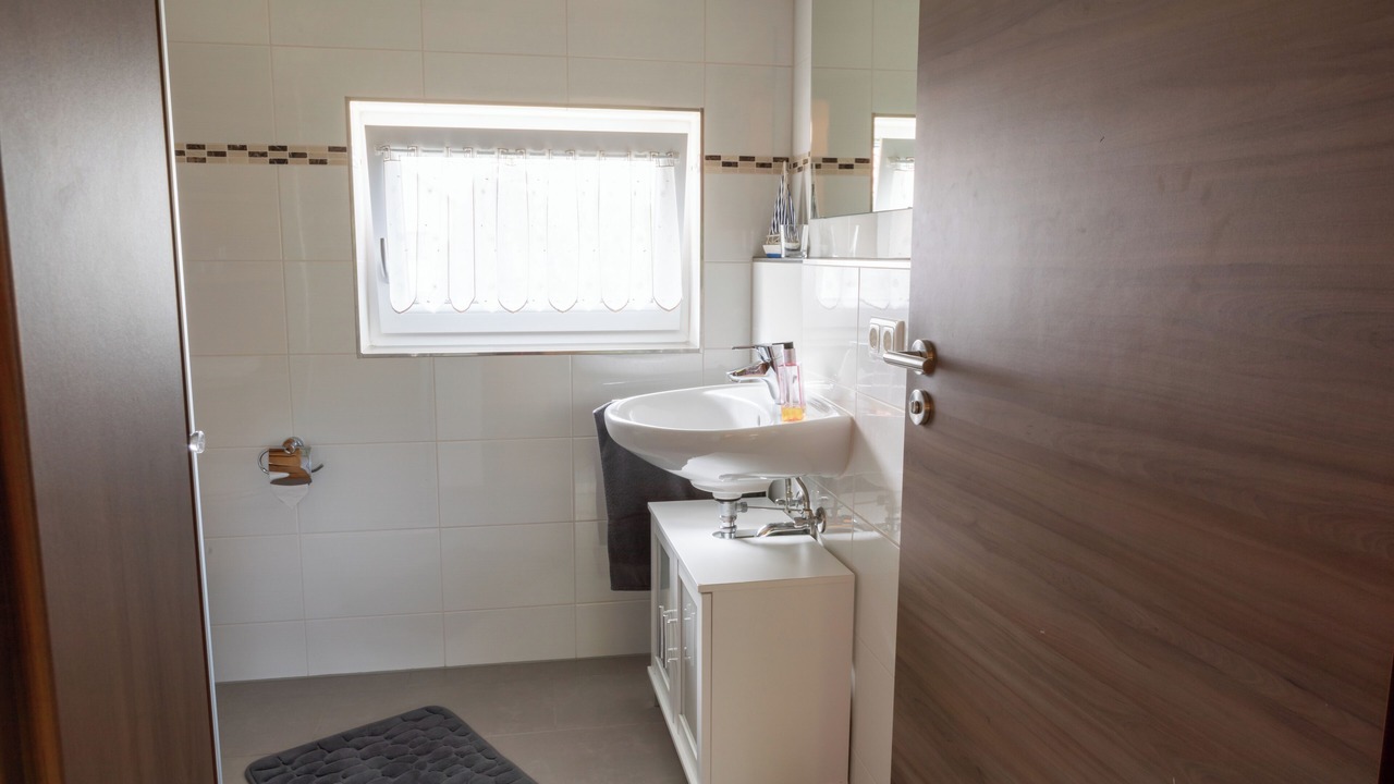 Photo of Bathroom in Hallbergmoos