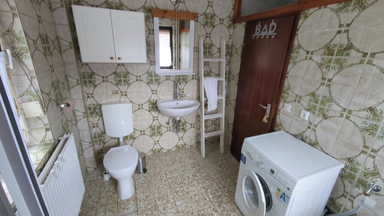 Photo of Bathroom in Moembris
