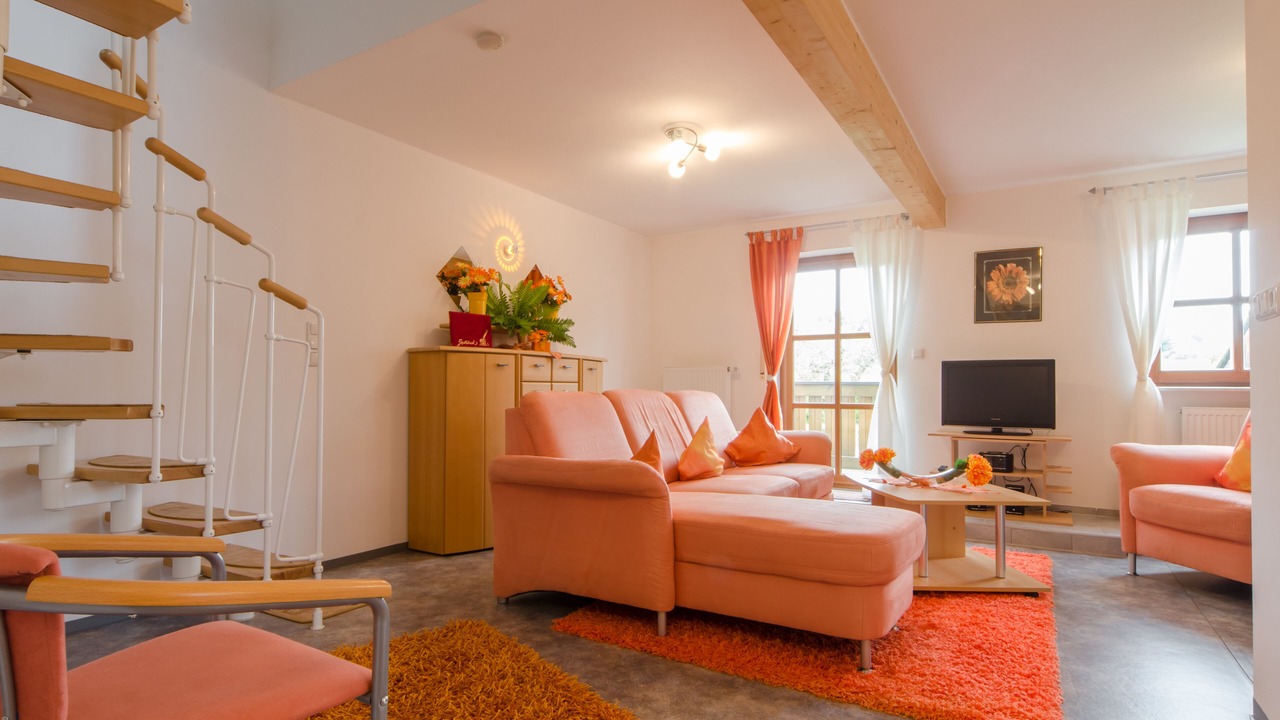 Photo of Livingroom in Goessweinstein
