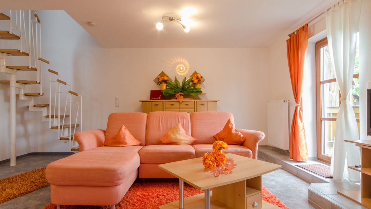 Photo of Livingroom in Goessweinstein