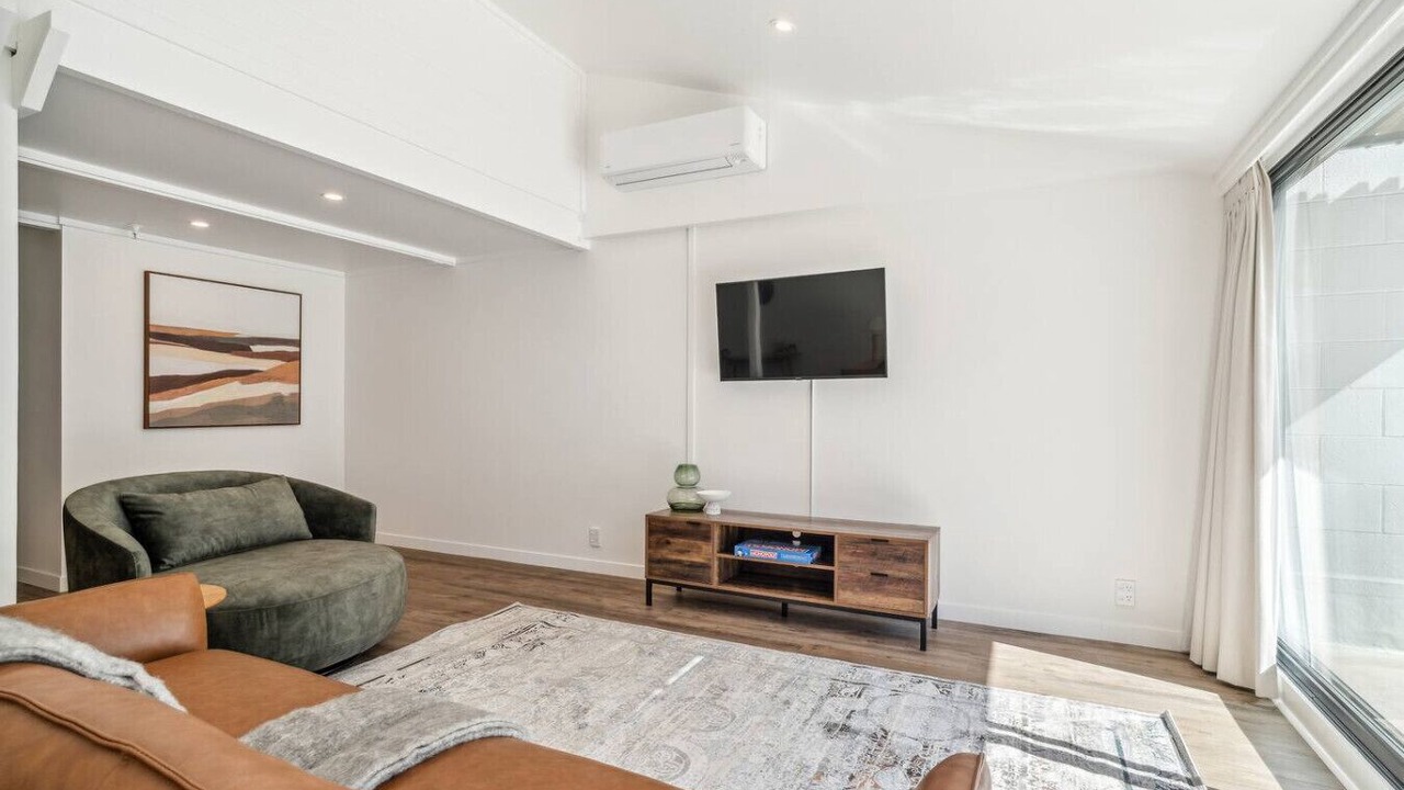 Photo of Livingroom in Queenstown City Centre