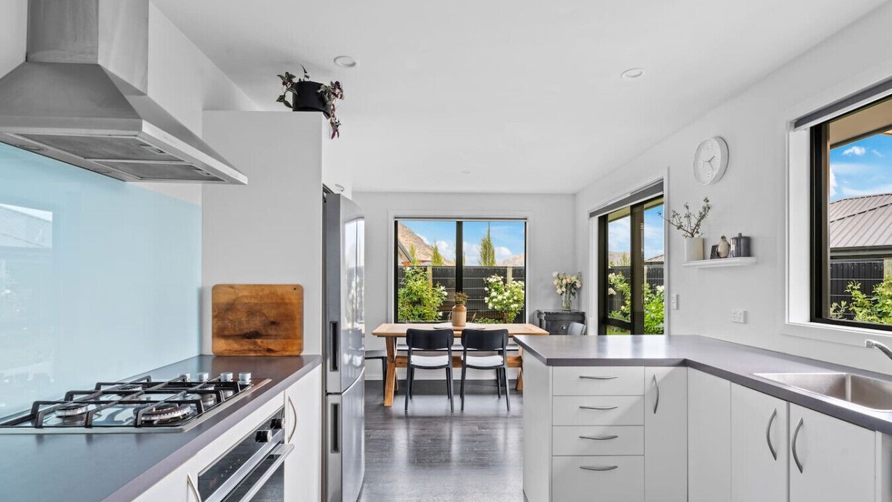 Photo of Kitchen in Lake Hayes