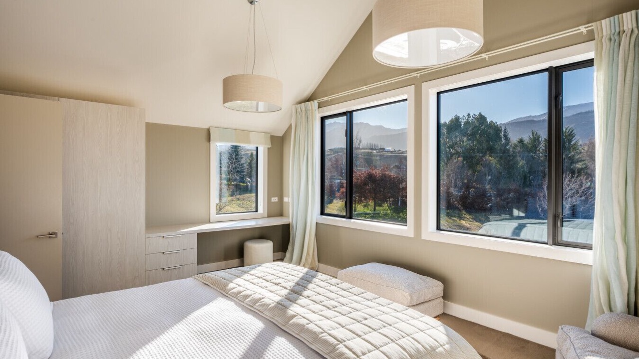 Photo of Bedroom in Lake Hayes