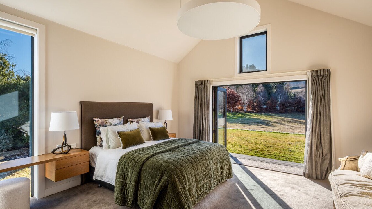 Photo of Bedroom in Lake Hayes