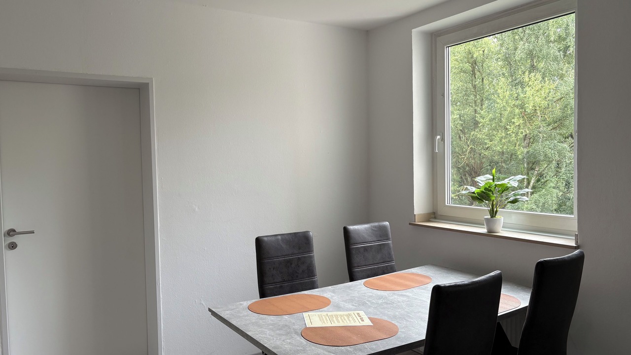 Photo of Others in Luenen
