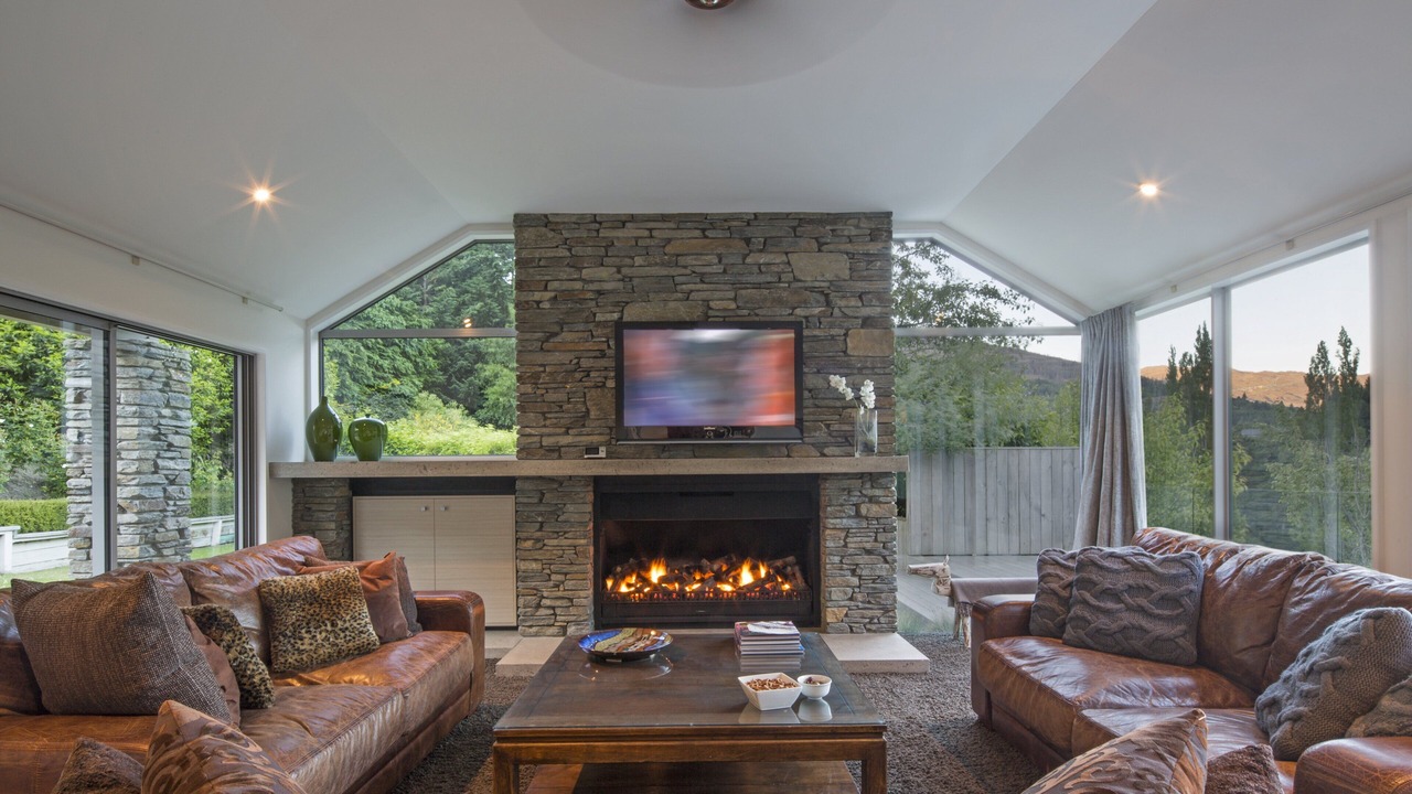 Photo of Livingroom in Arthur's Point