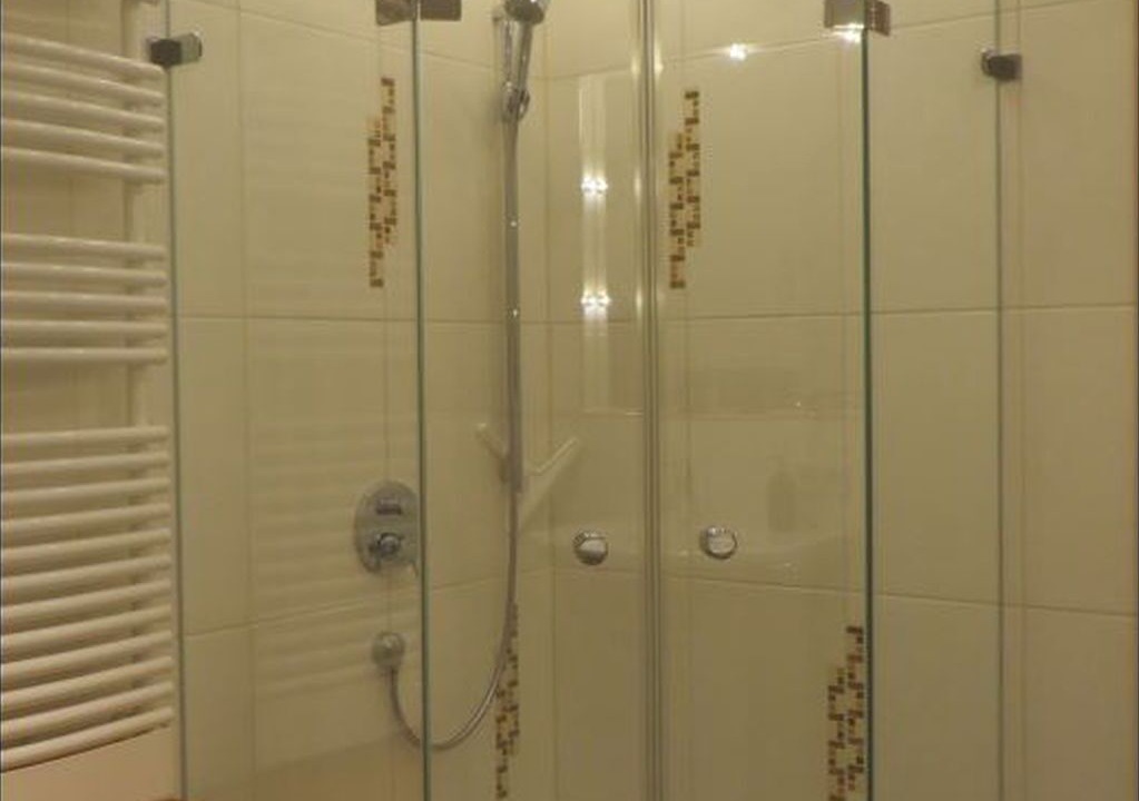 Photo of Bathroom in Reutin
