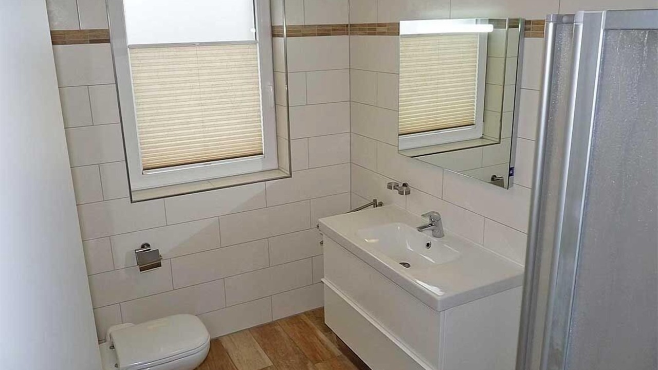 Photo of Bathroom in Neue Tiefe