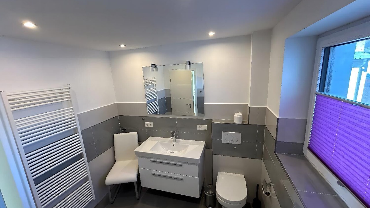 Photo of Bathroom in Orth