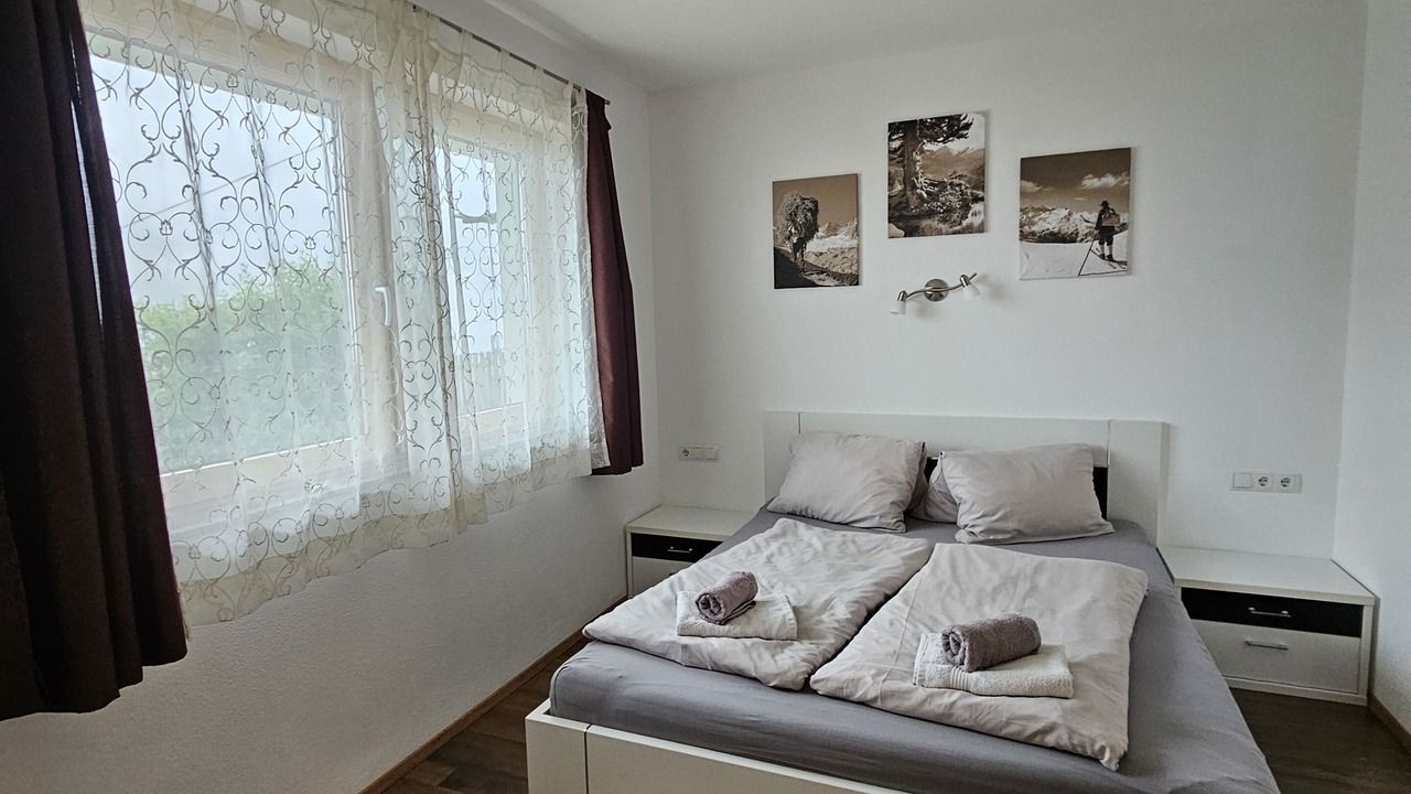 Photo of Bedroom in Emberg