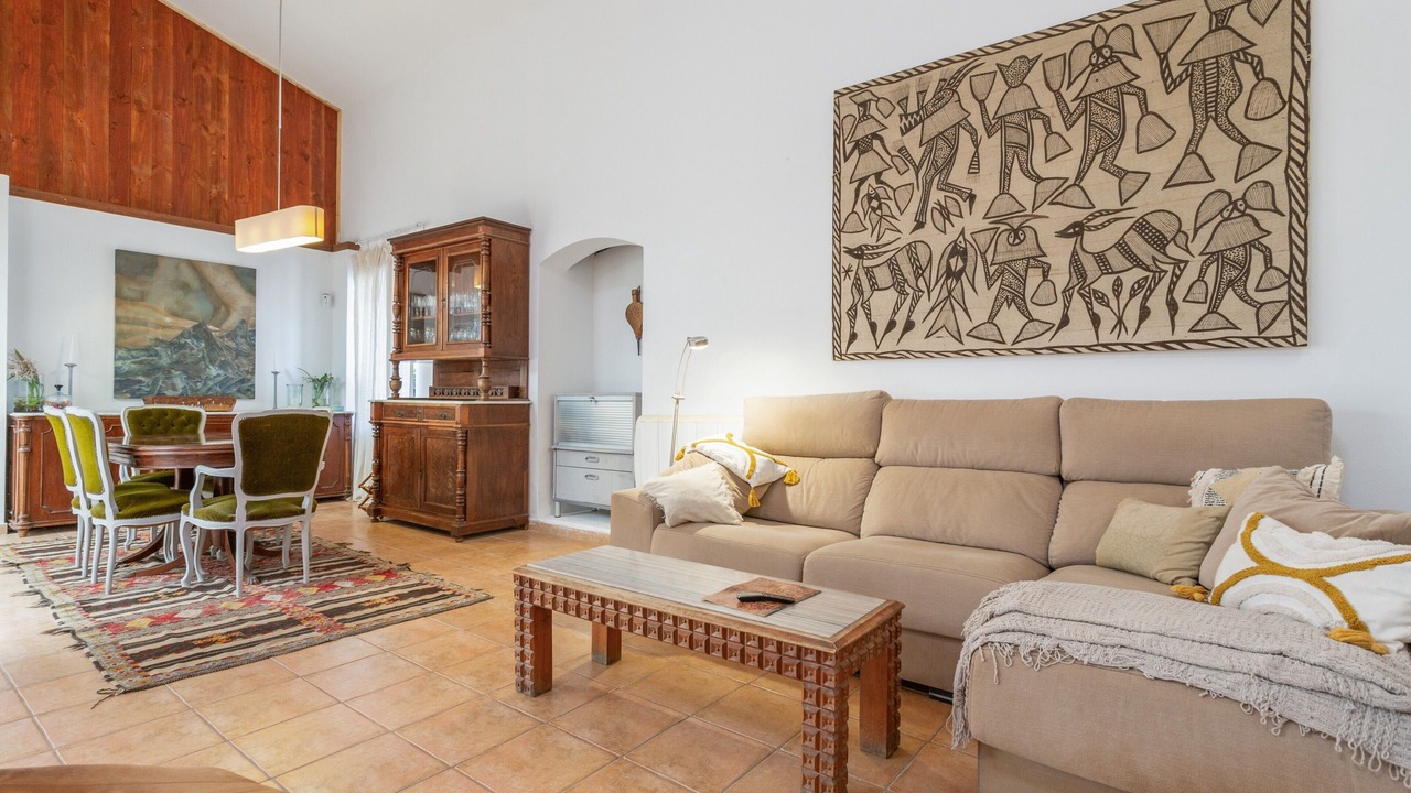 Photo of Livingroom in Tetir