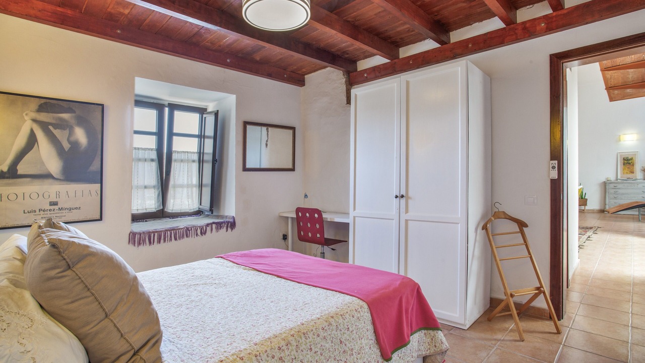 Photo of Bedroom in Tetir