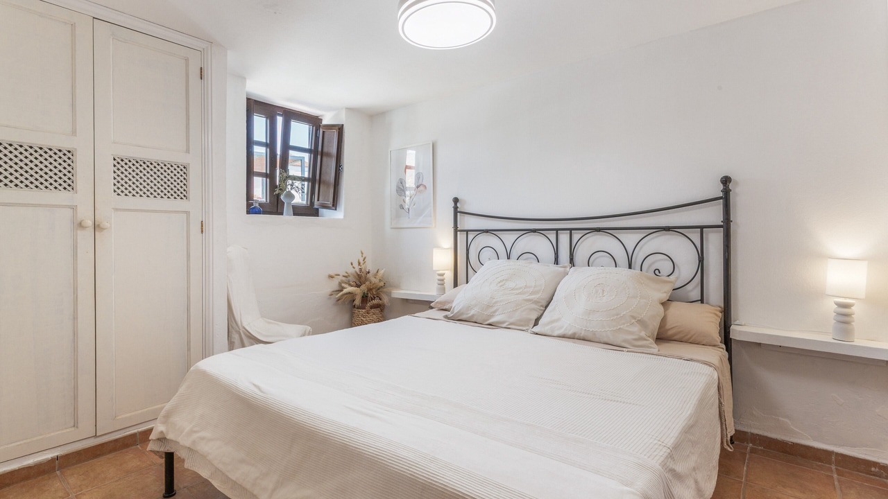 Photo of Bedroom in Tetir