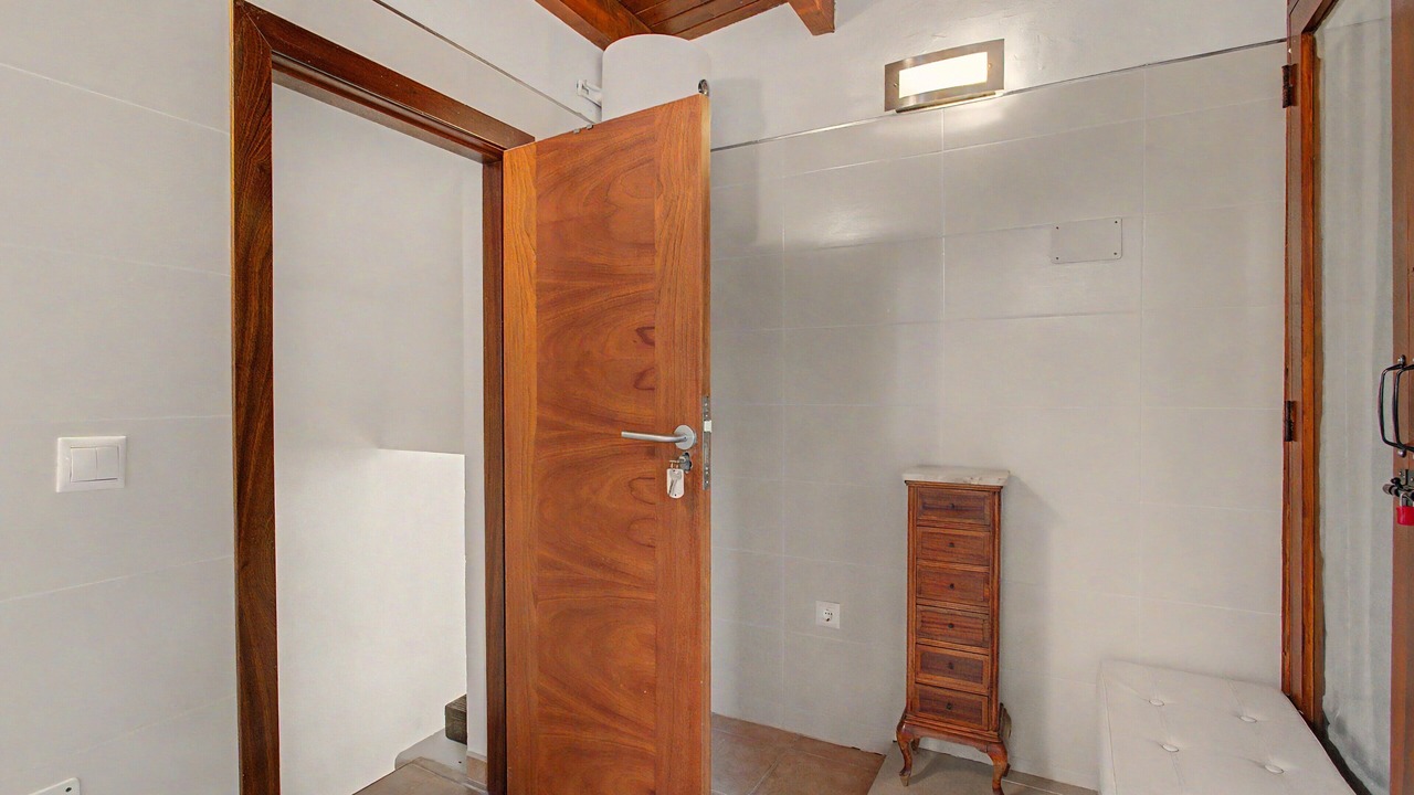 Photo of Bathroom in Tetir