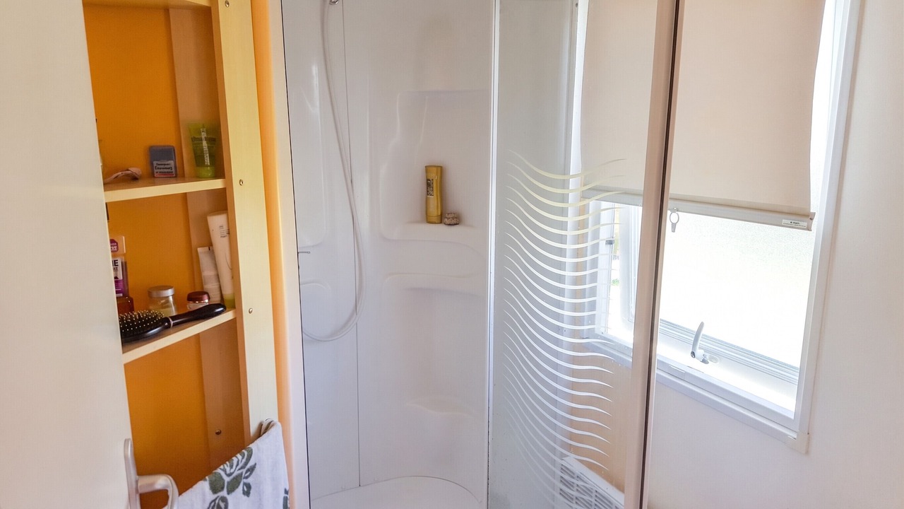 Photo of Bathroom in Burinhosa