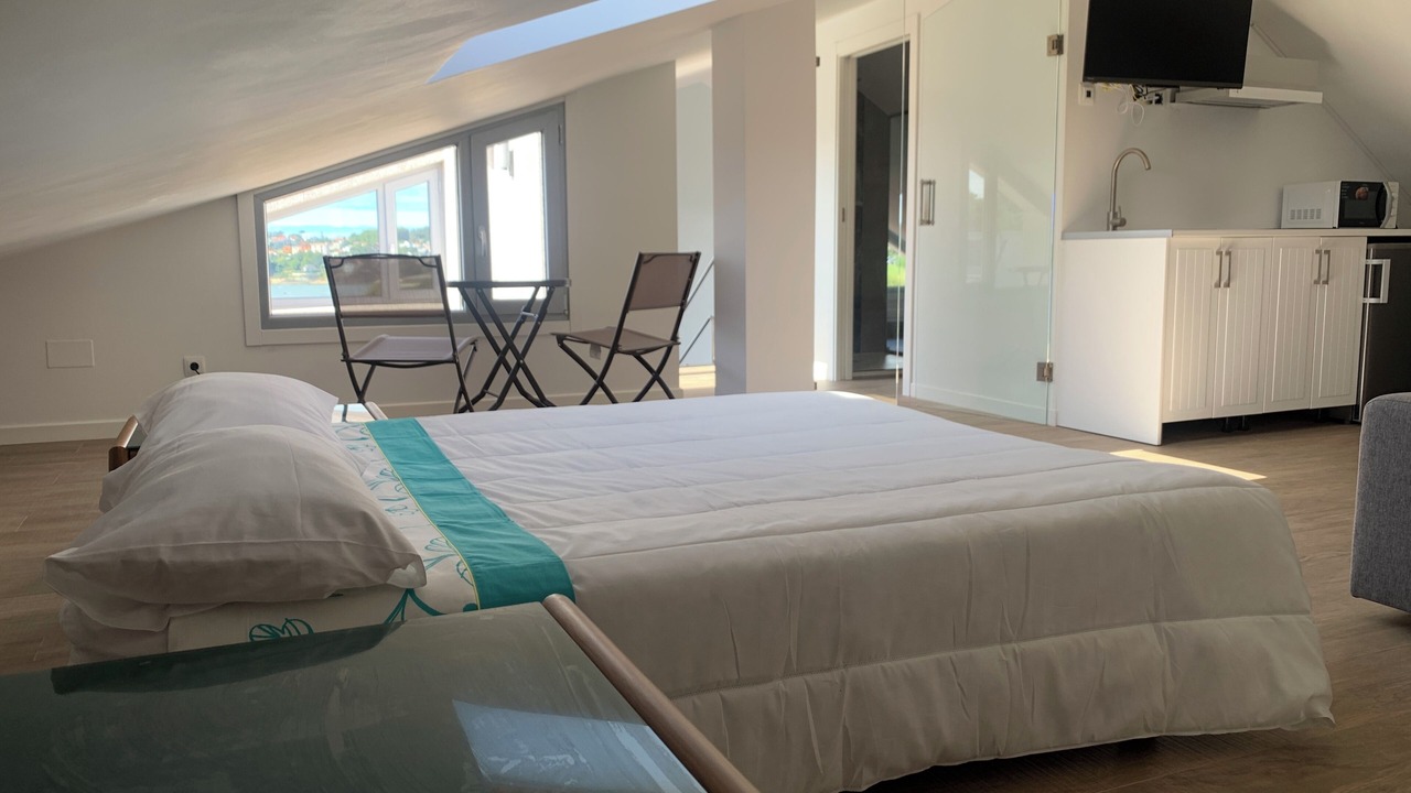 Photo of Bedroom in Oleiros