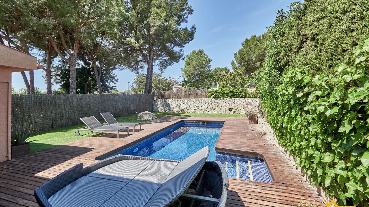 Photo of Outdoor in Creixell