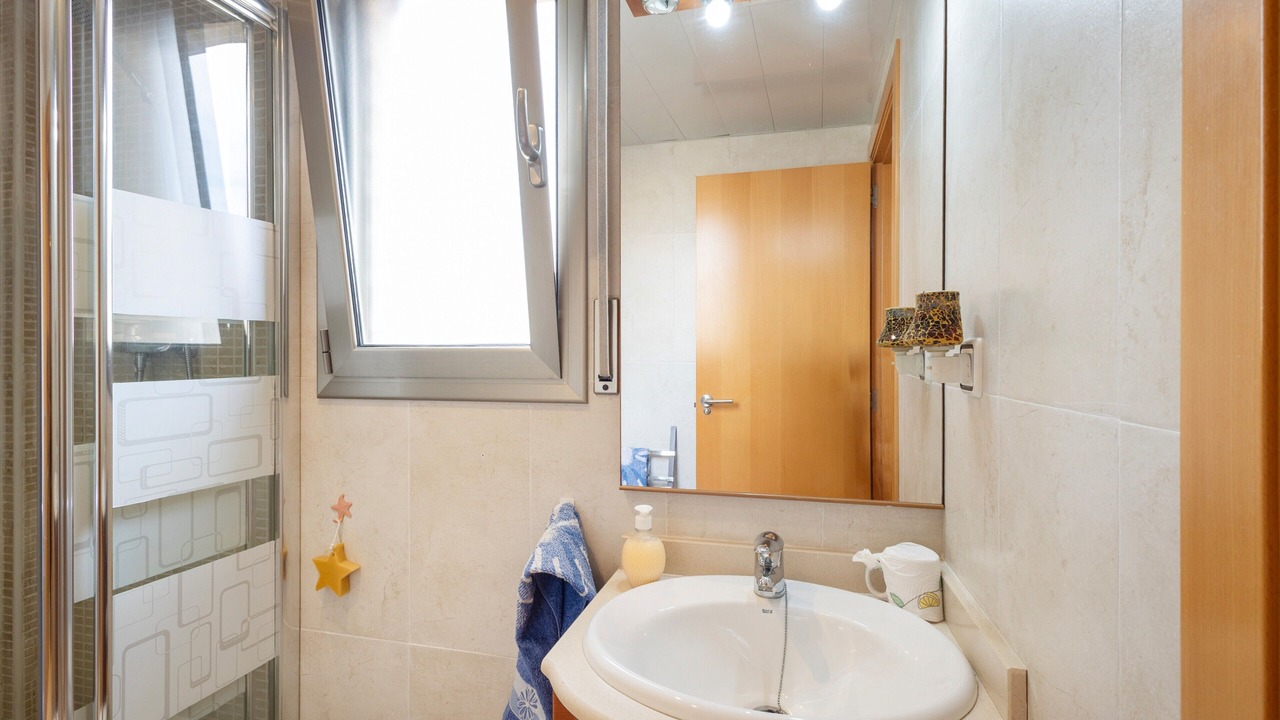 Photo of Bathroom in Cubelles