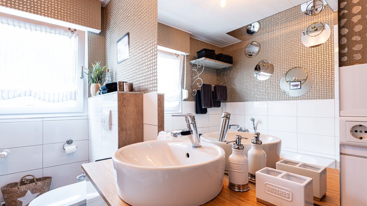 Photo of Bathroom in Moehnesee
