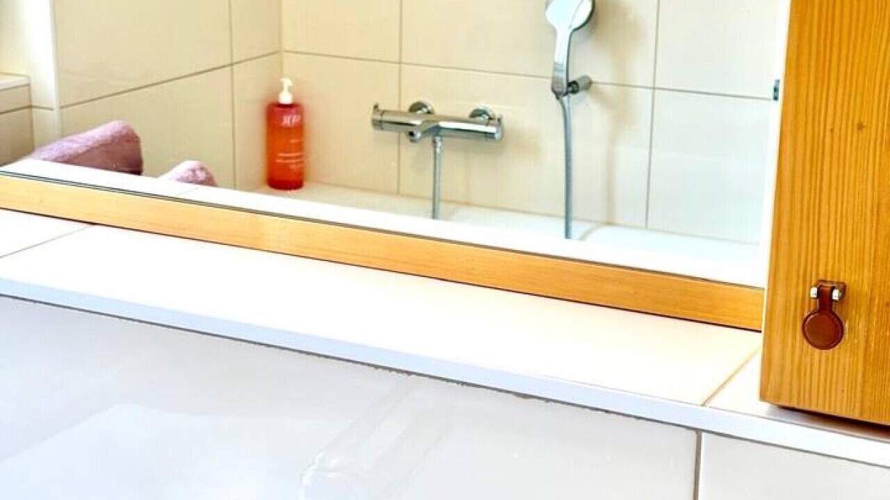 Photo of Bathroom in Lens