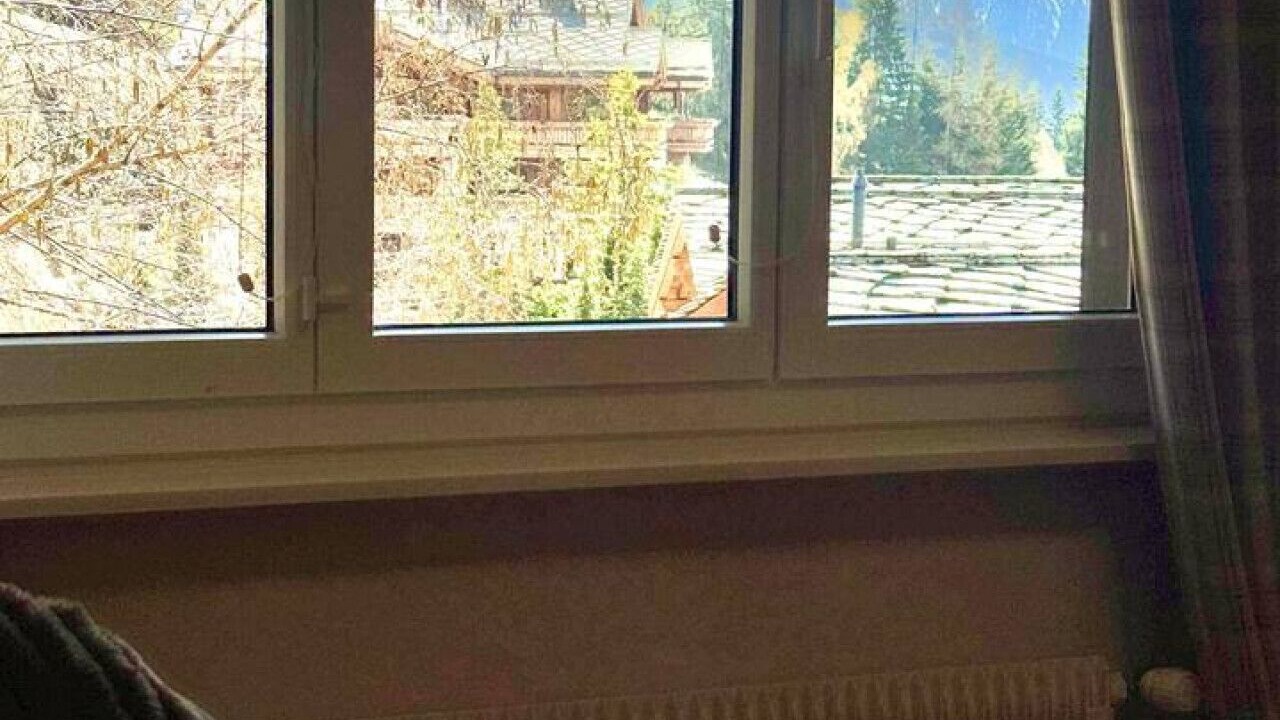 Photo of Bedroom in Lens