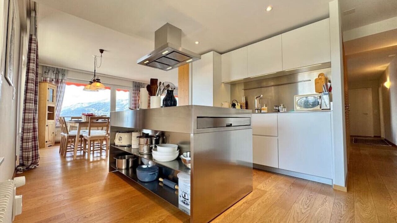 Photo of Kitchen in Lens