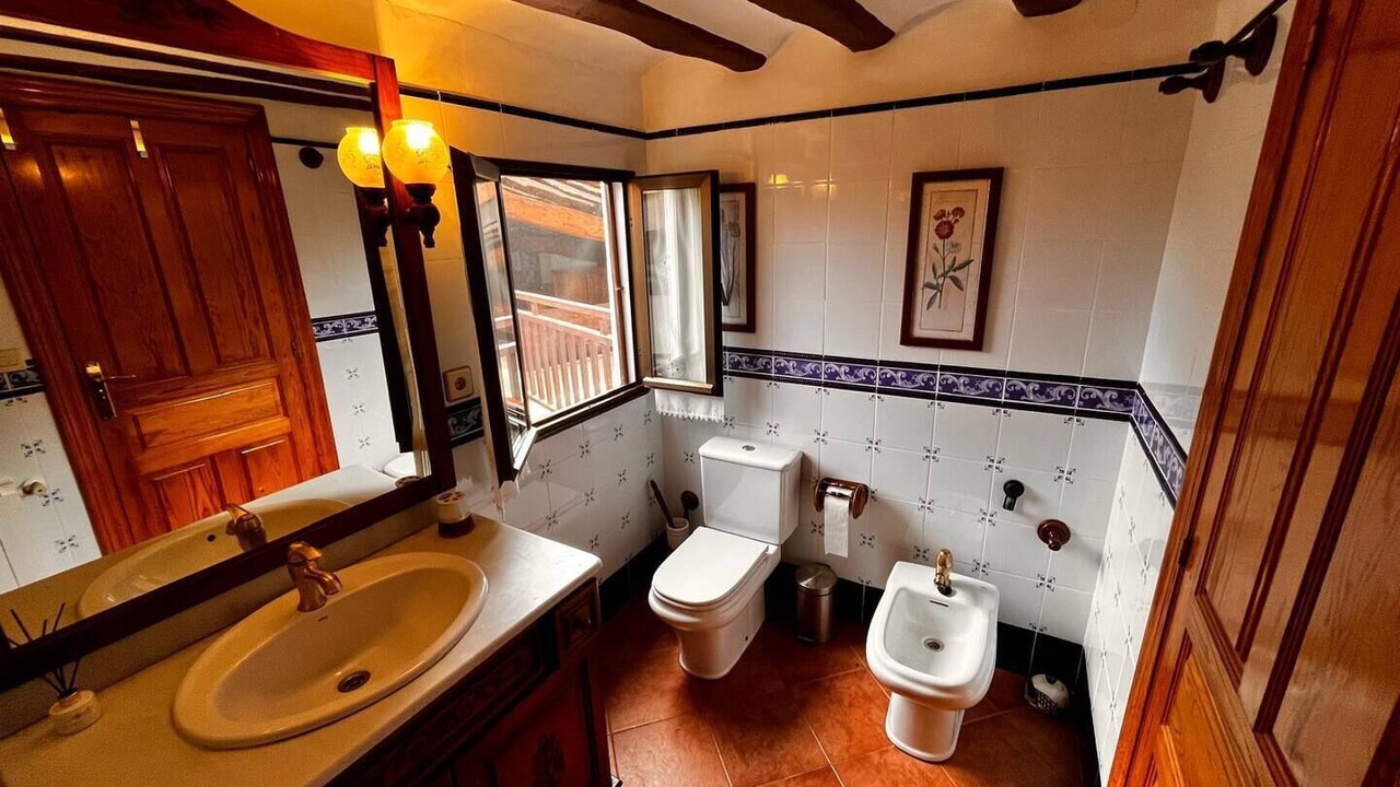 Photo of Bathroom in Ciruena