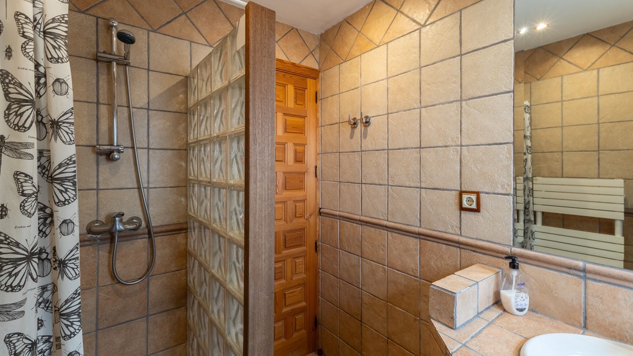 Photo of Bathroom in El Tiemblo