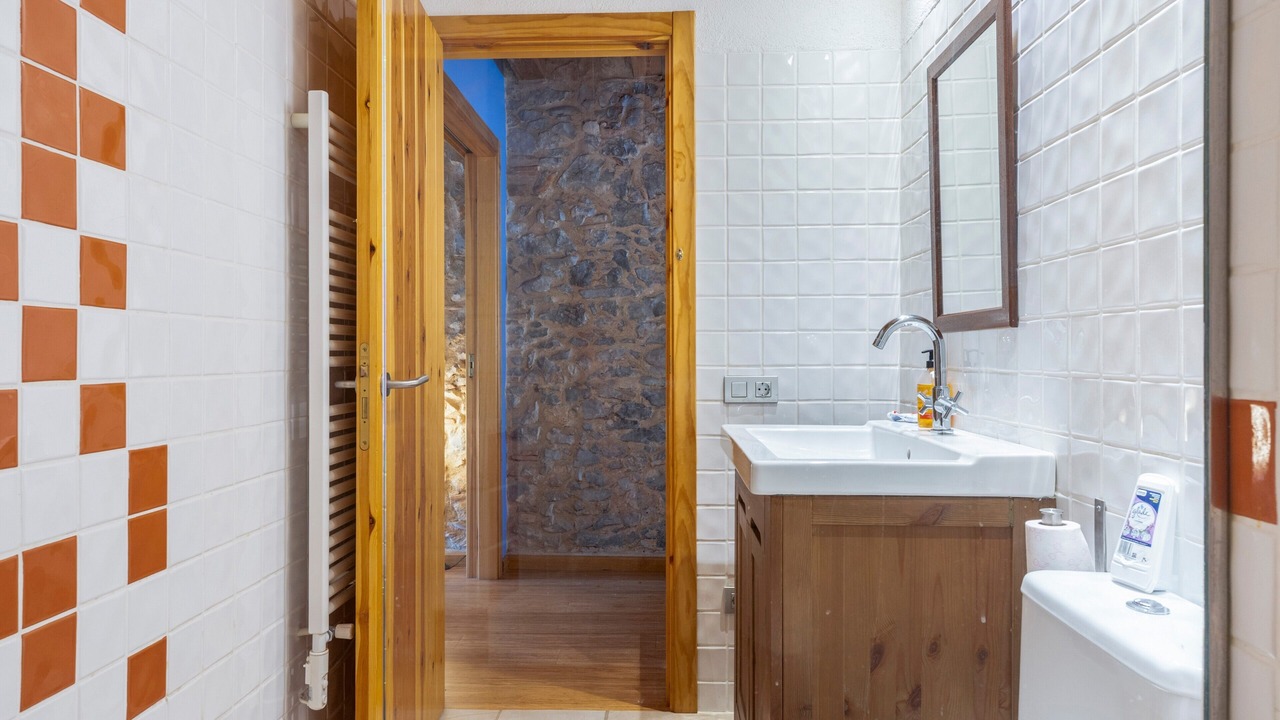 Photo of Bathroom in Bellcaire d'Emporda