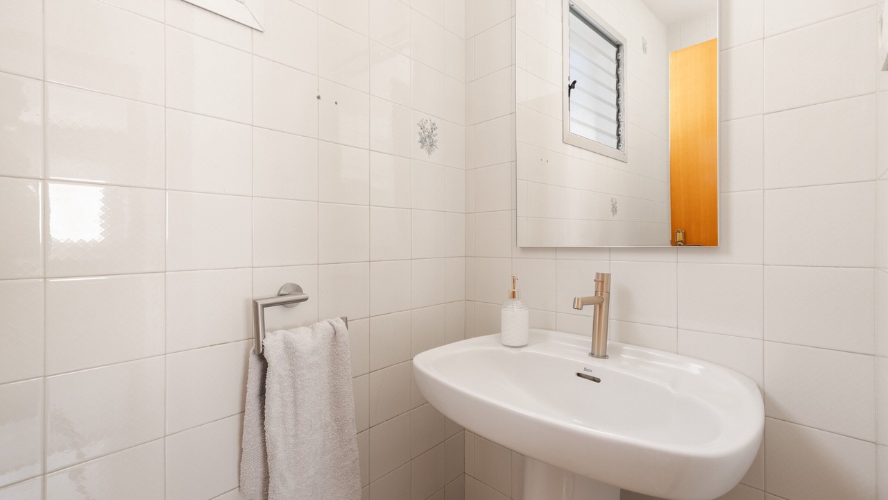 Photo of Bathroom in Tivenys